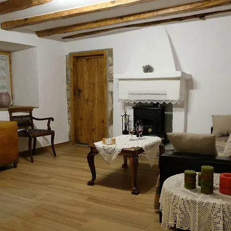 Holiday home Linos Traditional *